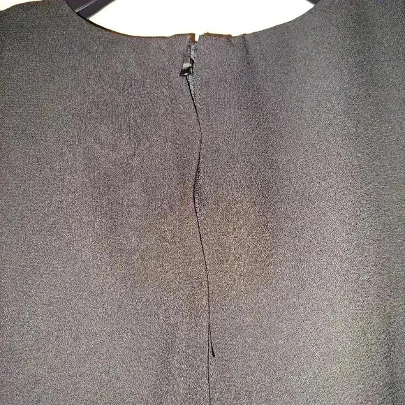 NWT Sarah Elizabeth Black Dress w/Beaded Floral Trim Size 12 - Picture 6 of 8